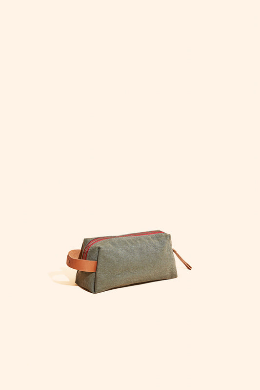 Coihue Dopp Kit Bag - Canvas