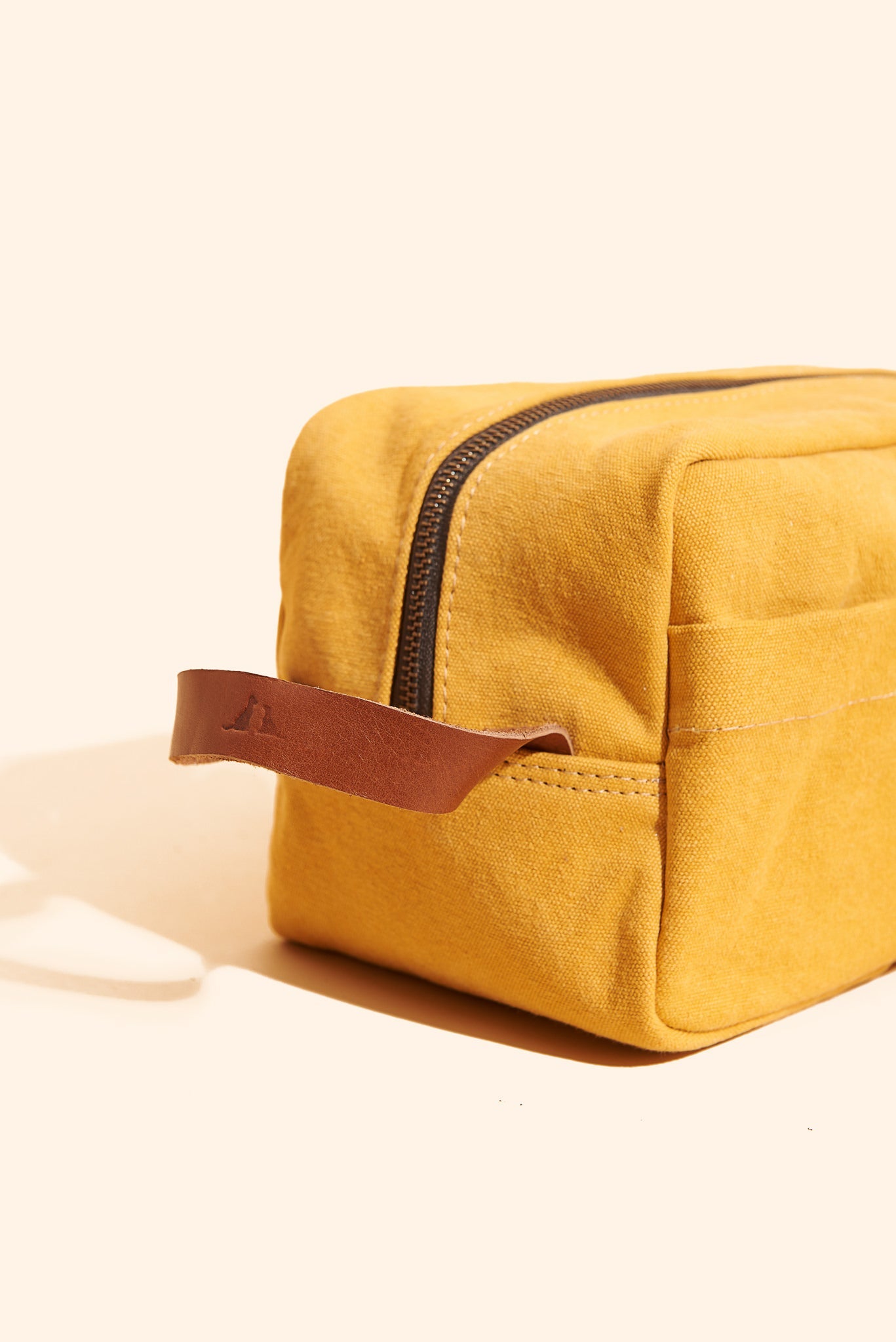 Coihue XL Dopp Kit Bag - Canvas