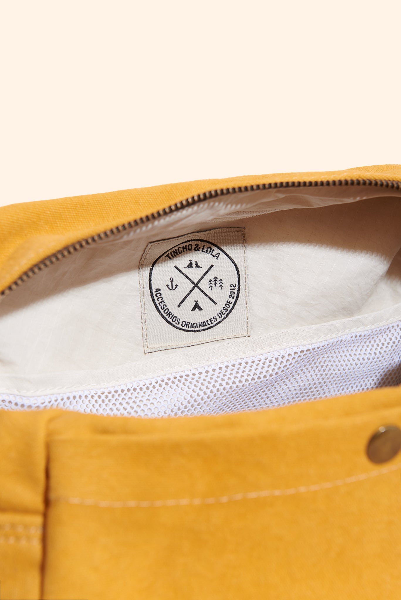 Coihue XL Dopp Kit Bag - Canvas